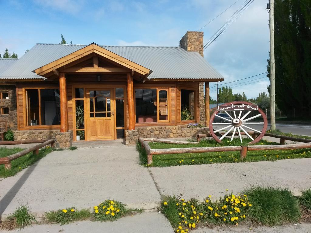 Hosteria Los Nires Ел Калафате Екстериор снимка