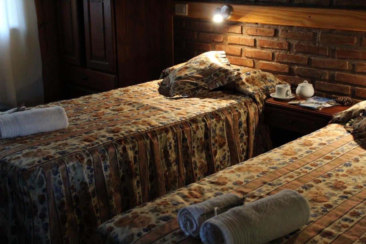 Hosteria Los Nires Ел Калафате Екстериор снимка