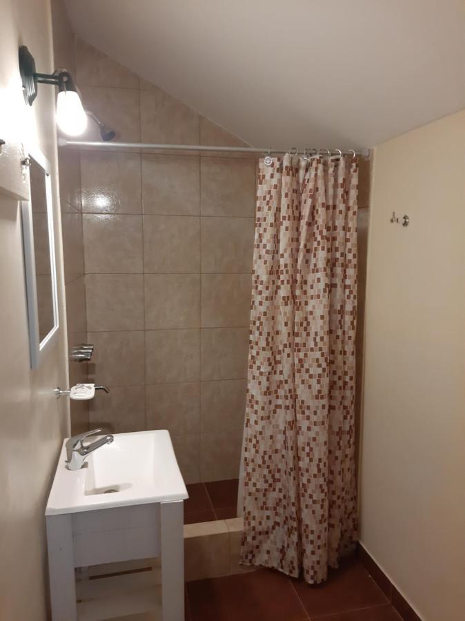 Hosteria Los Nires Ел Калафате Екстериор снимка